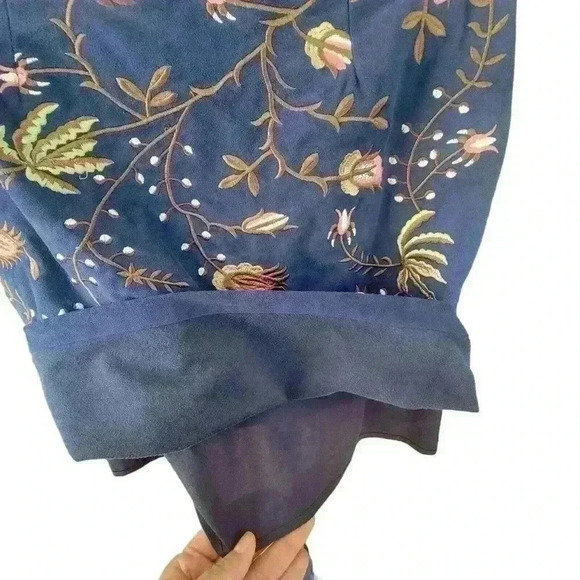 Lulus New Song Faux Suede Floral Embroidery Skirt Navy Blue Size Medium - Picture 6 of 9